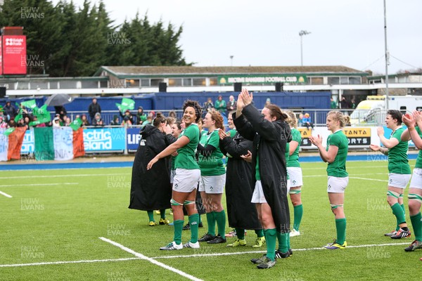 060216 - Ireland Women v Wales Women - RBS 6 Nations - Ireland celebrate their victory