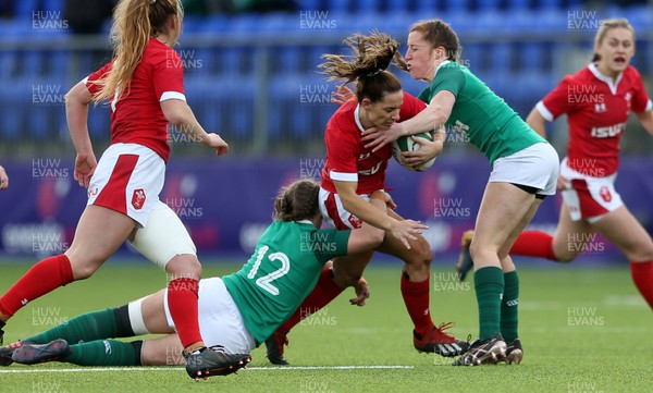 090220 - Ireland Women v Wales Women - Women's 6 Nations Championship - Kerin Lake of Wales is tackled by Michelle Claffey and Claire Keohane of Ireland