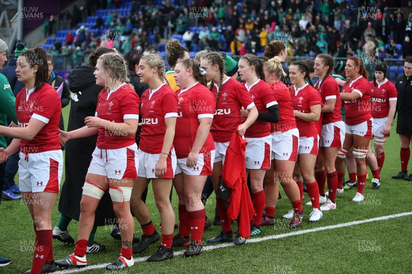 090220 - Ireland Women v Wales Women - Women's 6 Nations Championship - Wales players shake hands with the opposition after full time