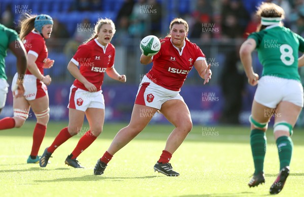 090220 - Ireland Women v Wales Women - Women's 6 Nations Championship - Gwenllian Pyrs of Wales