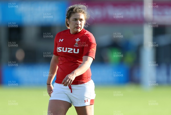250218 - Ireland Women v Wales Women - Natwest 6 Nations - Hannah Bluck of Wales