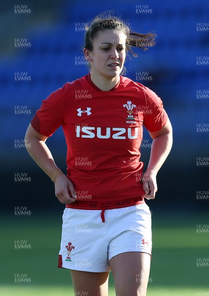 250218 - Ireland Women v Wales Women - Natwest 6 Nations - Rhiannon Parker of Wales