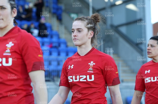 250218 - Ireland Women v Wales Women - Natwest 6 Nations - Lisa Neumann of Wales