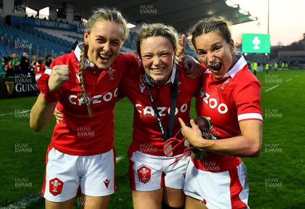 260322 - Ireland Women v Wales Women - TikTok Women’s Six Nations - Hannah Jones, Alisha Butchersand Jasmine Joyce of Wales celebrate