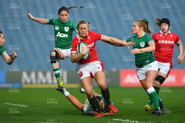 260322 - Ireland Women v Wales Women - TikTok Women’s Six Nations - Hannah Jones of Wales breaks away to score try
