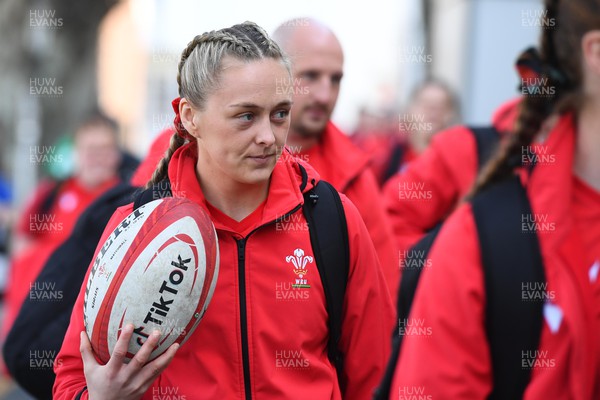 260322 - Ireland Women v Wales Women - TikTok Women’s Six Nations - Hannah Jones of Wales arrives