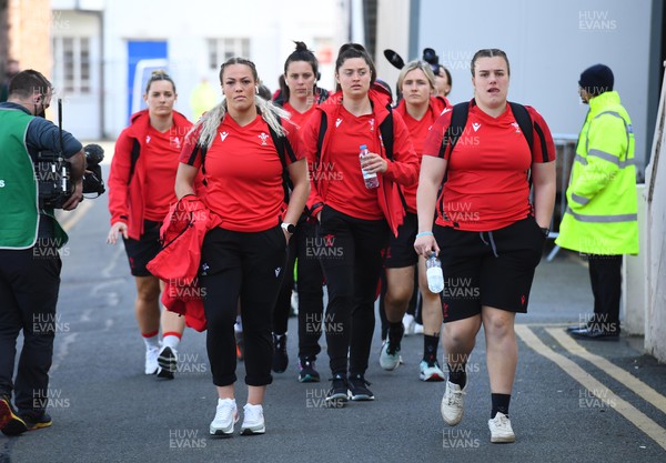 260322 - Ireland Women v Wales Women - TikTok Women’s Six Nations - Kelsey Jones, Robyn Wilkins and Carys Phillips of Wales arrives