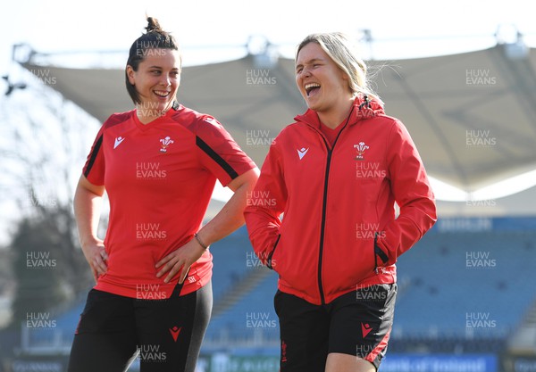 260322 - Ireland Women v Wales Women - TikTok Women’s Six Nations - Sioned Harries and Alex Callender of Wales ahead of kick off