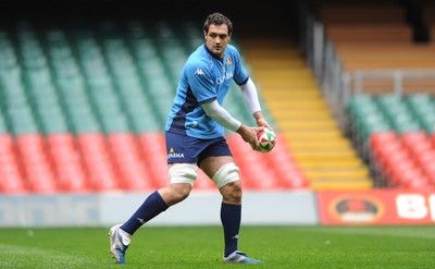 19.03.10 - Italy Rugby Training - Marco Bortolami during training. 