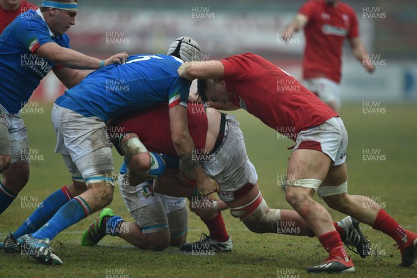 100219 - Italy v Wales - Guinness U20 Six Nations -  Ed Scragg and Taine Basham in attack