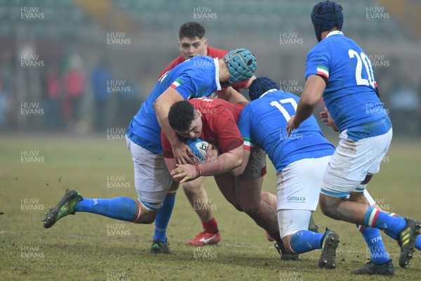 100219 - Italy v Wales - Guinness U20 Six Nations -  Rhys Davies in attack