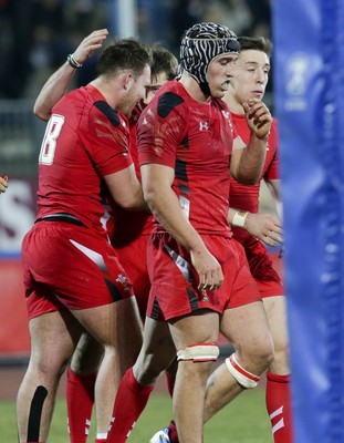 200315 - Italy U20s vs Wales U20s - RBS 6 Nations U20s -Wales players celebrate their win