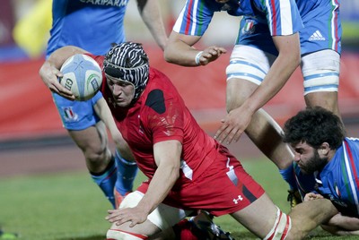 200315 - Italy U20s vs Wales U20s - RBS 6 Nations U20s -Ollie Griffiths attempts to score a try but loses the ball