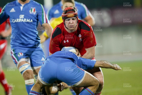 200315 - Italy U20s vs Wales U20s - RBS 6 Nations U20s -Ryan Elias is tackled by Giacomo de Santis