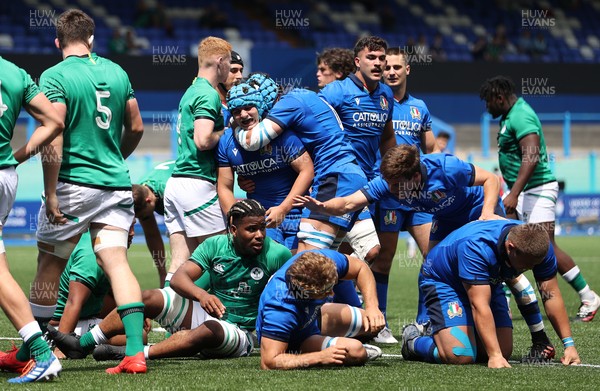 070721 - Italy U20s v Ireland U20s - U20s 6 Nations Championship - Tommaso di Bartolomeo of Italy celebrates scoring a try