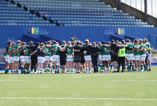 070721 - Italy U20 v Ireland U20, 2021 Six Nations U20 Championship - The Ireland team huddle together at the end of the mach