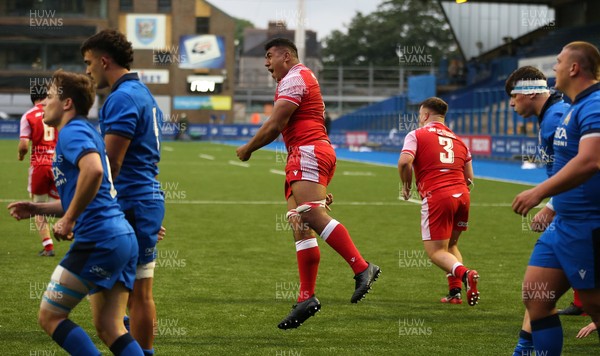 190621 - Italy U20 v Wales U20, U20 Six Nations - Carwyn Tuipulotu of Wales celebrates after Wales are awarded a penalty try