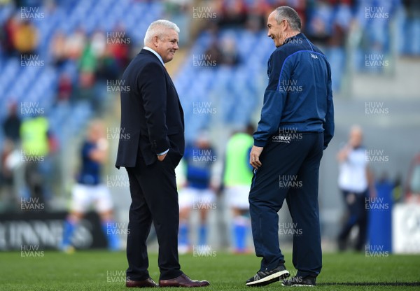 090219 - Italy v Wales - Guinness Six Nations - Wales head coach Warren Gatland and Italy head coach Conor O'She