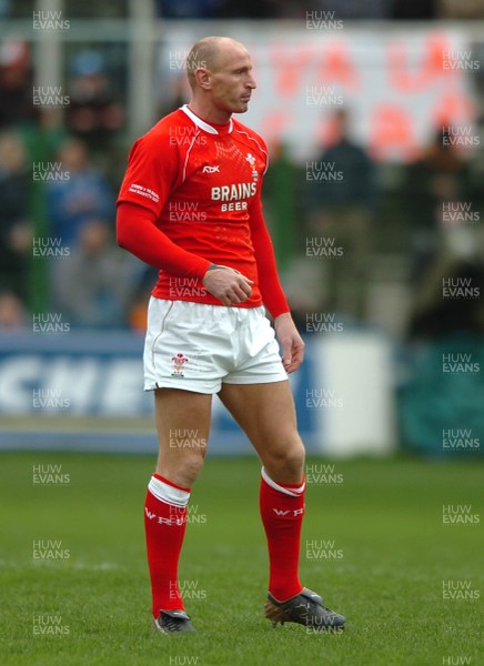 100307 - Italy v Wales - RBS Six Nations - Wales' Gareth Thomas 