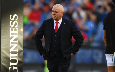 110323 - Italy v Wales - Guinness Six Nations - Wales head coach Warren Gatland during the warm up