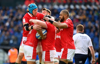 110323 - Italy v Wales - Guinness Six Nations - Rio Dyer of Wales celebrates try with team mates