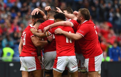 110323 - Italy v Wales - Guinness Six Nations - Taulupe Faletau of Wales celebrates scoring try with team mates