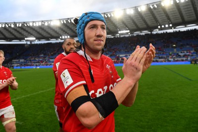 110323 - Italy v Wales - Guinness Six Nations - Justin Tipuric of Wales at the end of the game