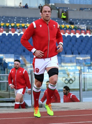 130321 - Italy v Wales - Guinness Six Nations - Alun Wyn Jones of Wales leads out his side