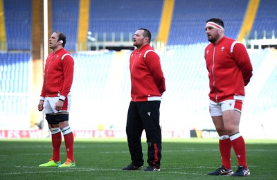 130321 - Italy v Wales - Guinness Six Nations - Alun Wyn Jones, Ken Owens and Wyn Jones of Wales during the anthems