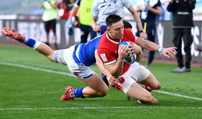 130321 - Italy v Wales - Guinness Six Nations - Josh Adams of Wales dives in but his try is disallowed