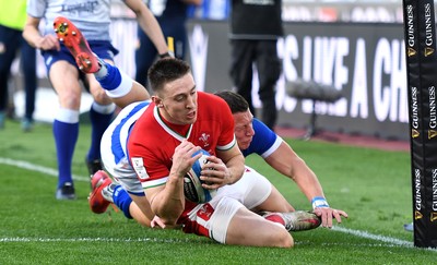 130321 - Italy v Wales - Guinness Six Nations - Josh Adams of Wales dives in but his try is disallowed