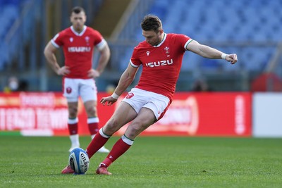 130321 - Italy v Wales - Guinness Six Nations - Dan Biggar of Wales kicks a penalty