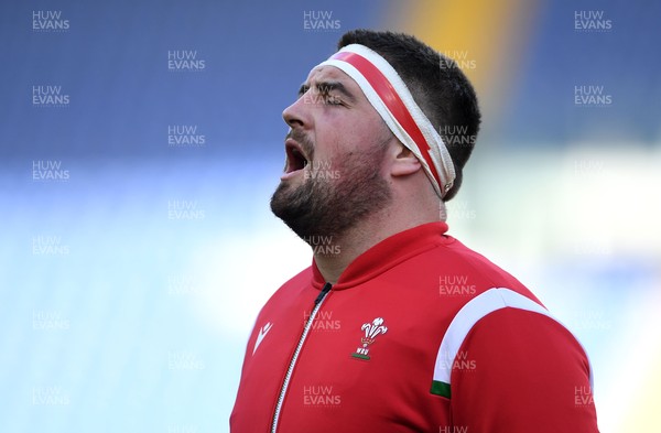 130321 - Italy v Wales - Guinness Six Nations - Wyn Jones of Wales during the anthems