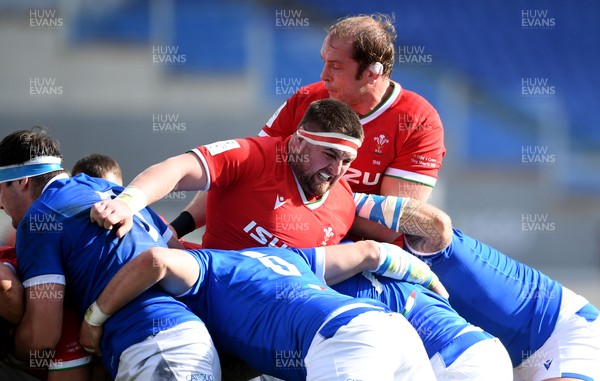 130321 - Italy v Wales - Guinness Six Nations - Wy Jones and Alun Wyn Jones of Wales during a maul