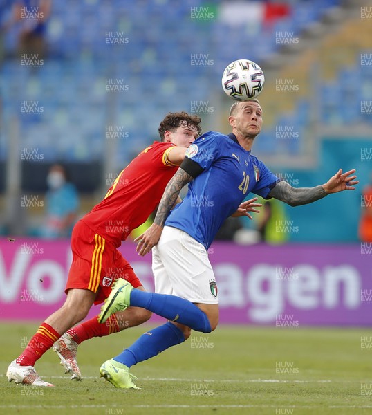 200621 - Italy v Wales - Euro 2020, Group A - Federico Bernardeschi of Italy is challenged by Neco Williams
