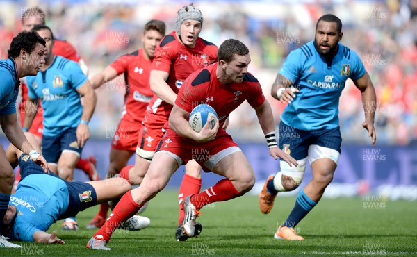 210315 - Italy v Wales - RBS 6 Nations 2015 -George North of Wales runs in to score try