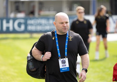 270425 - Italy v Wales, Guinness Women’s Six Nations 2025 - Wales Women head coach Sean Lynn arrives  at the stadium ahead of the match