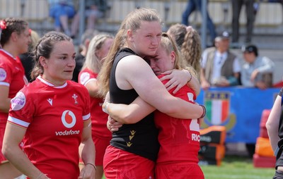 270425 - Italy v Wales, Guinness Women’s Six Nations 2025 - Alaw Pyrs of Wales and Catherine Richards of Wales at the end of the match