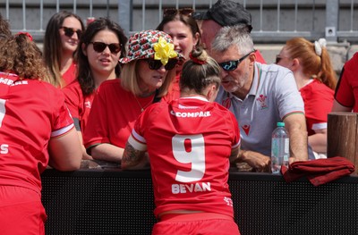 270425 - Italy v Wales, Guinness Women’s Six Nations 2025 - Keira Bevan of Wales with family at the end of the match