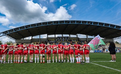 270425 - Italy v Wales, Guinness Women’s Six Nations 2025 - The Wales team during the anthems