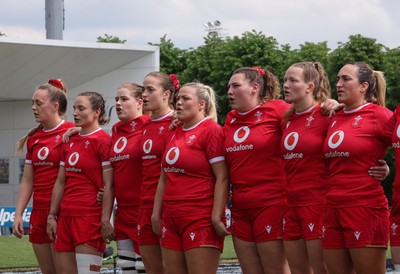 270425 - Italy v Wales, Guinness Women’s Six Nations 2025 - The Wales team during the anthems