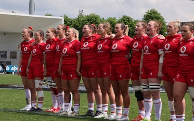 270425 - Italy v Wales, Guinness Women’s Six Nations 2025 - The Wales team during the anthems
