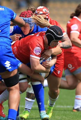 270425 - Italy v Wales, Guinness Women’s Six Nations 2025 - Bethan Lewis of Wales