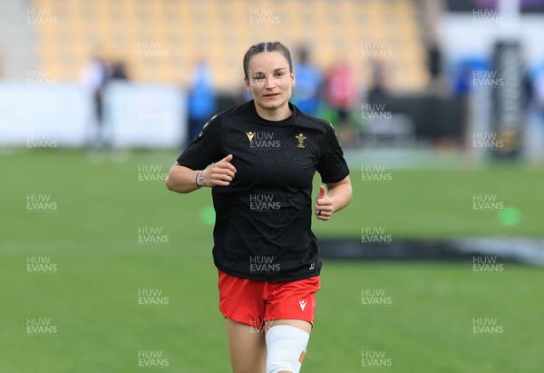 270425 - Italy v Wales, Guinness Women’s Six Nations 2025 - Jasmine Joyce of Wales during warm up