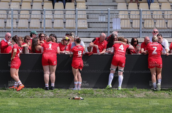 270425 - Italy v Wales, Guinness Women’s Six Nations 2025 - Players with family and friends at the end of the match