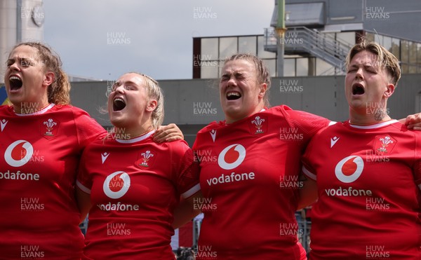 270425 - Italy v Wales, Guinness Women’s Six Nations 2025 - The Wales team during the anthems