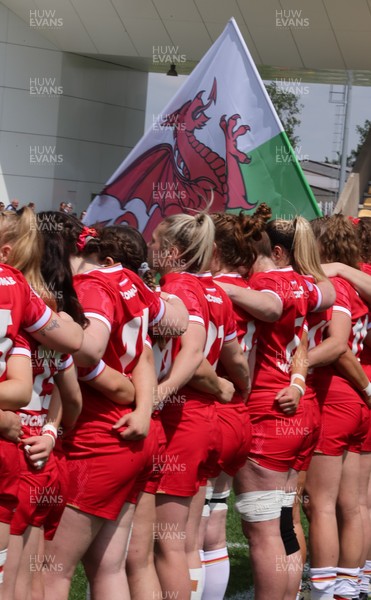270425 - Italy v Wales, Guinness Women’s Six Nations 2025 - The Wales team during the anthems