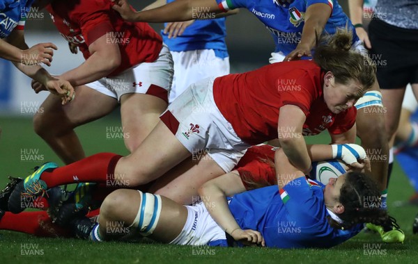 090219 - Italy v Wales - Guinness Women's Six Nations -  Caryl Thomas of Wales and Valeria Fedrighi of Italy