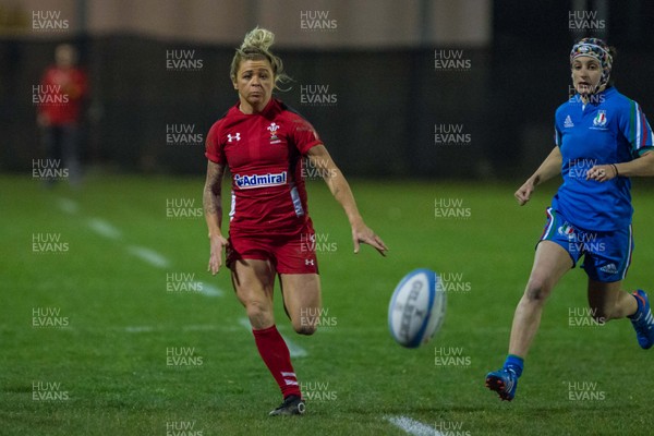 210315 - Italy Women v Wales Women - RBS Womens 6 Nations 2015 - Adi Taviner of Wales chases after the ball