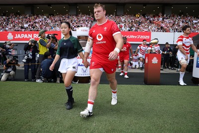 050725 - Japan v Wales - Summer Tour First Test - Dewi Lake of Wales 